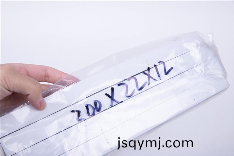 CR減(jian)震保溫(wen)條